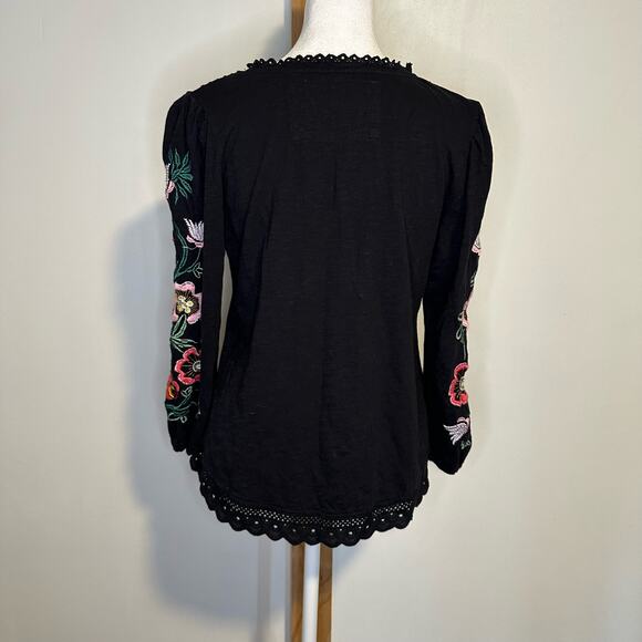 Anthropologie black long sleeve floral embroidered top size XS - Picture 5 of 12